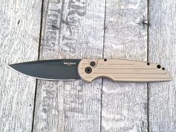 Protech Tactical Response TR-3.31 Desert Sand W/ Grooves (3.5" Black Plain) -ProTech Store IMG 4619
