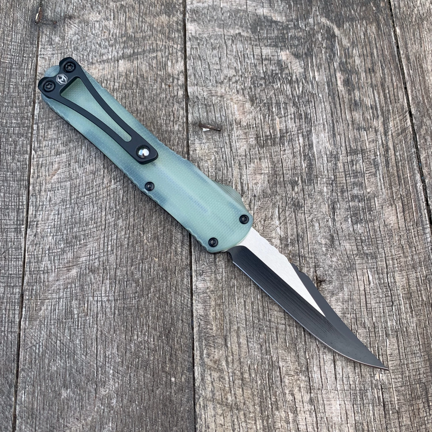 Heretic Manticore S - Bowie Two-Tone -- JADE G10 3 Heretic Manticore S - Bowie Two-Tone -- JADE G10